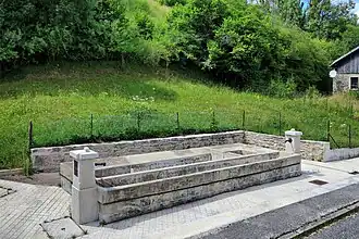 Le lavoir du bas.