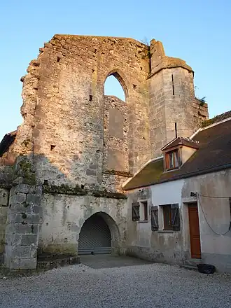 Ruines de l’abbaye royale Sainte-Claire.