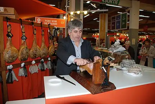 Exposition de jambon noir de Bigorre au SISQA 2013