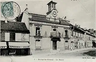 La mairie.