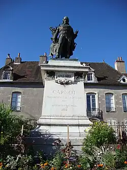 Monument à Lazare Carnot, Nolay.