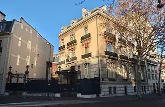 Vue de la mission diplomatique