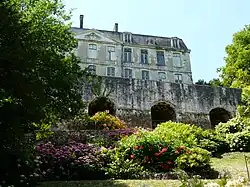 Le jardin des Arts, en contrebas du château.