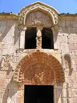 Tympans du gavit de Saint-Sauveur, Noravank.