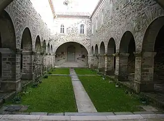 Cloître.