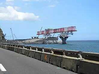 Le chantier du viaduc de la Grande Chaloupe en novembre 2016.