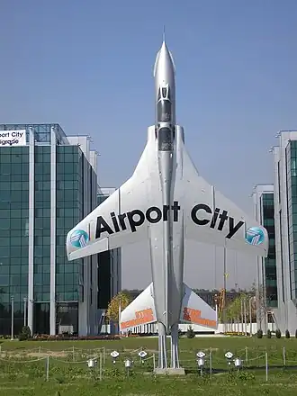 Airport City Beograd à Novi Beograd.