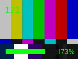 Menu à l'écran d'un téléviseur, qui affiche le réglage du volume et le canal syntonisé, au-dessus d'une mire de barres verticales.