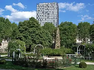 Obélisque du square René-Le Gall, Jean Charles Moreux (1938).