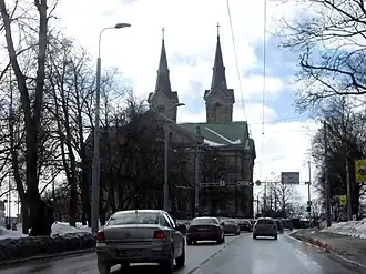 Le boulevard en direction du centre-ville