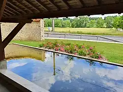 Le lavoir, depuis l'intérieur