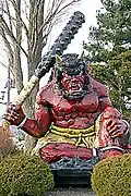 Statue d'un oni armé d'un kanabō.