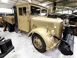 Opel Blitz 3,6 S avec cabine standard en bois et gaz de bois au Musée automobile et technologique de Sinsheim