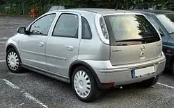 Opel Corsa cinq portes (2003–2006)