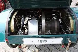 Opel Patentmotorwagen avec le capot ouvert