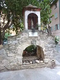 OratoireSaint-Louisdans le village