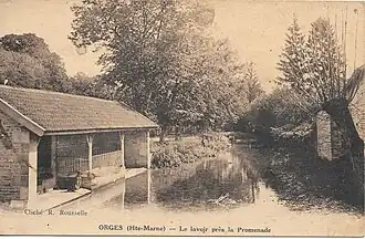 Un lavoir au début du XXe siècle