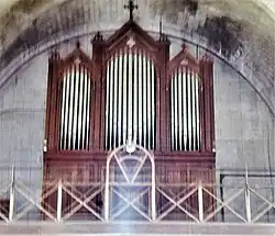 Orgue de l'église fabriqué en 1904 par Henri Didier & Cie, facteur d'orgues à Épinal.