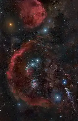 Le héros mythologique grec Orion est l'éponyme de la constellation Orion, représentée ici, et donc indirectement du vaisseau spatial Orion.