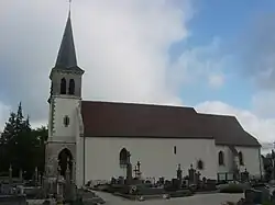 L'église Saint-Pierre-ès-Liens.