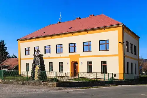 Ostružno : la mairie.