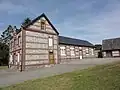 L'ancienne mairie-école, maintenant école maternelle.