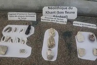 Outils du Néolithique de Khant.