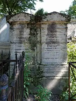Tombe au cimetière du Père-Lachaise.