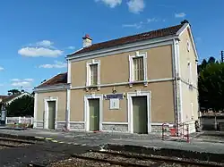 L'ancien bâtiment voyageurs.