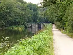 Tréhu Moron, écluse no&nbsp;156 du canal.