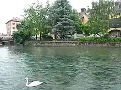 Canal en vieille ville.