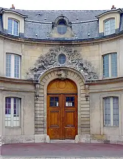 Détail du château de Bercy.