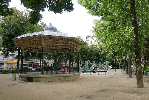 Image illustrative de l’article Square Trousseau