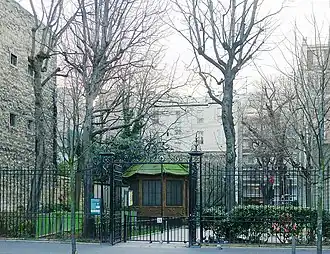 Entrée du square Paul-Gilot.