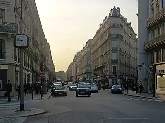 La rue La Fayette vue en direction du boulevard Haussmann.