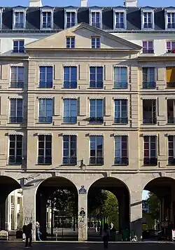 Le no&nbsp;8, rue de la Ferronnerie.