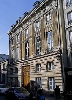 no&nbsp;26 : façade, côté rue.