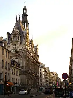 No&nbsp;72-78 : la mairie du 10e arrondissement.