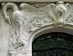 No&nbsp;30 : détail des sculptures.