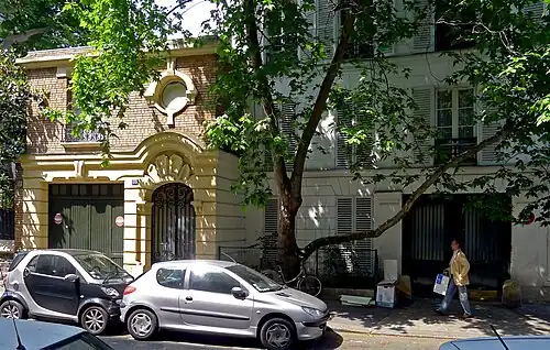 Le no&nbsp;8 et son platane.