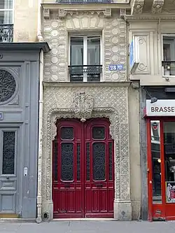 No 28 bis. Siège de la maison d'édition Paul Ollendorff à la fin du XIXe et au début du XXe siècle.