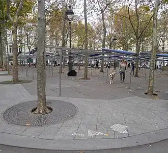 Place préparée pour le marché.