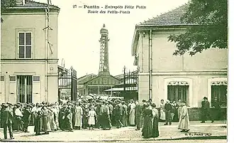 Comme de nombreuses autres entreprises, Félix Potin disposait, au début du XXe&nbsp;siècle, d'importants entrepôts à Pantin, embranchés sur le chemin de fer