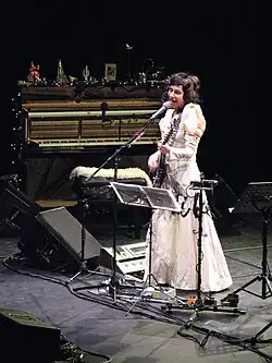 Description de l'image PJ Harvey - Royal Festival Hall.jpg.