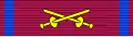 Croix d'or du mérite avec Épées