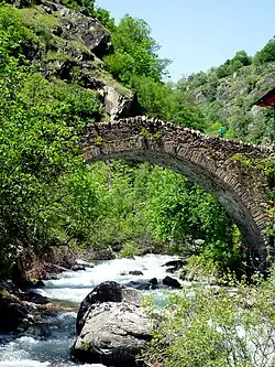 Le pont vieux de Tavascan.