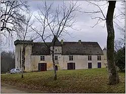Le château de la Roussie.