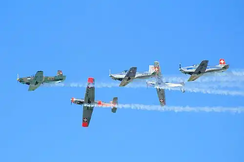 La patrouille P3 Flyers lors du meeting aérien de Bautzen en 2016