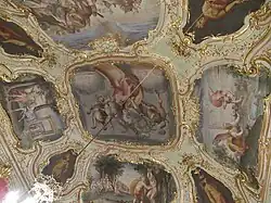 Voûte décorée de fresques par Luca Cambiaso avec des épisodes d'orgueil puni