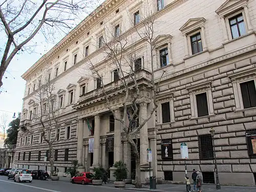 Façade du palais Brancaccio de Rome
